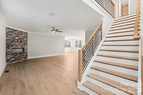 2305 Sanders Avenue Charlotte NC 28216