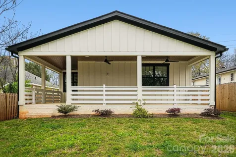 2305 Sanders Avenue Charlotte NC 28216