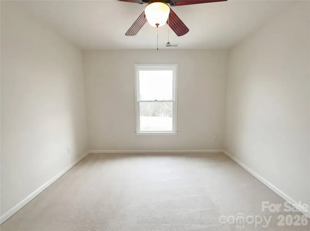 122 W Tattersall Drive Statesville NC 28677