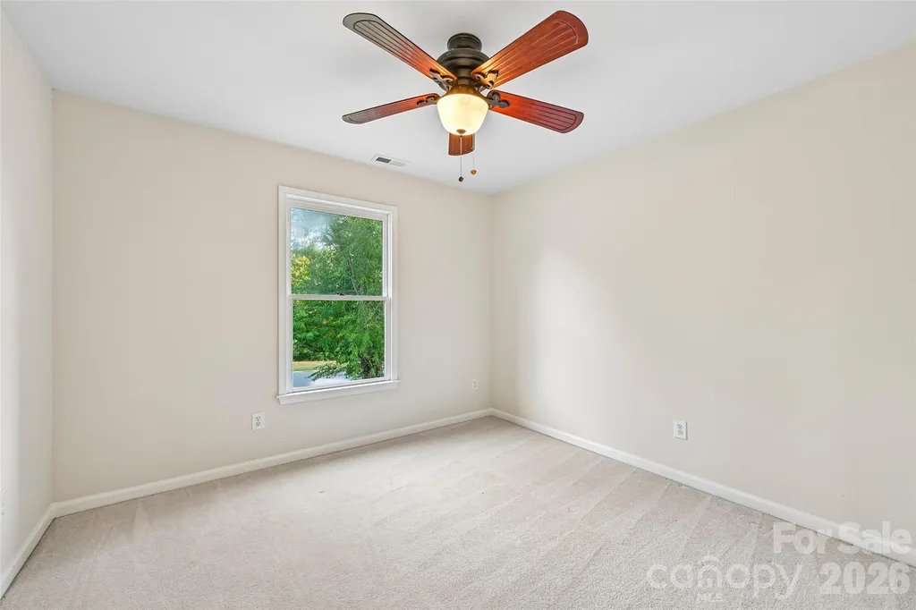 122 W Tattersall Drive Statesville NC 28677