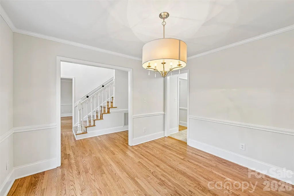 122 W Tattersall Drive Statesville NC 28677