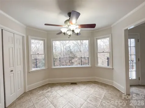 122 W Tattersall Drive Statesville NC 28677