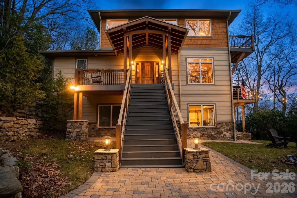 425 Flat Top Mountain Road Fairview NC 28730