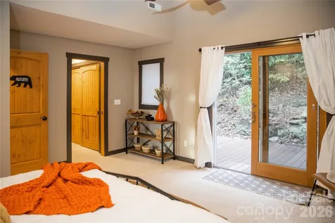 425 Flat Top Mountain Road Fairview NC 28730