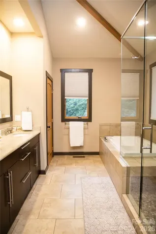 425 Flat Top Mountain Road Fairview NC 28730