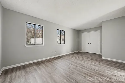 6134 Bent Tree Court Charlotte NC 28212