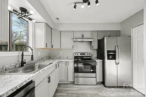 6134 Bent Tree Court Charlotte NC 28212