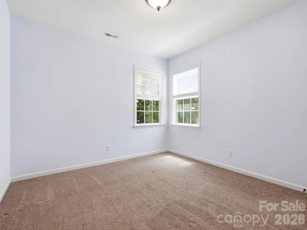1 Breyerton Court Asheville NC 28804