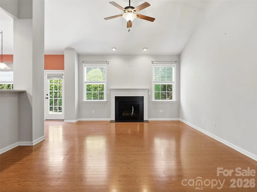 1 Breyerton Court Asheville NC 28804