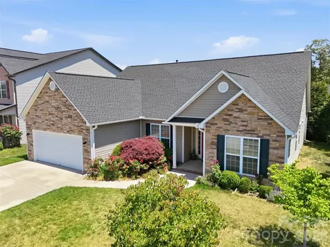 1 Breyerton Court Asheville NC 28804