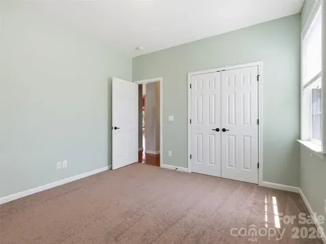 1 Breyerton Court Asheville NC 28804
