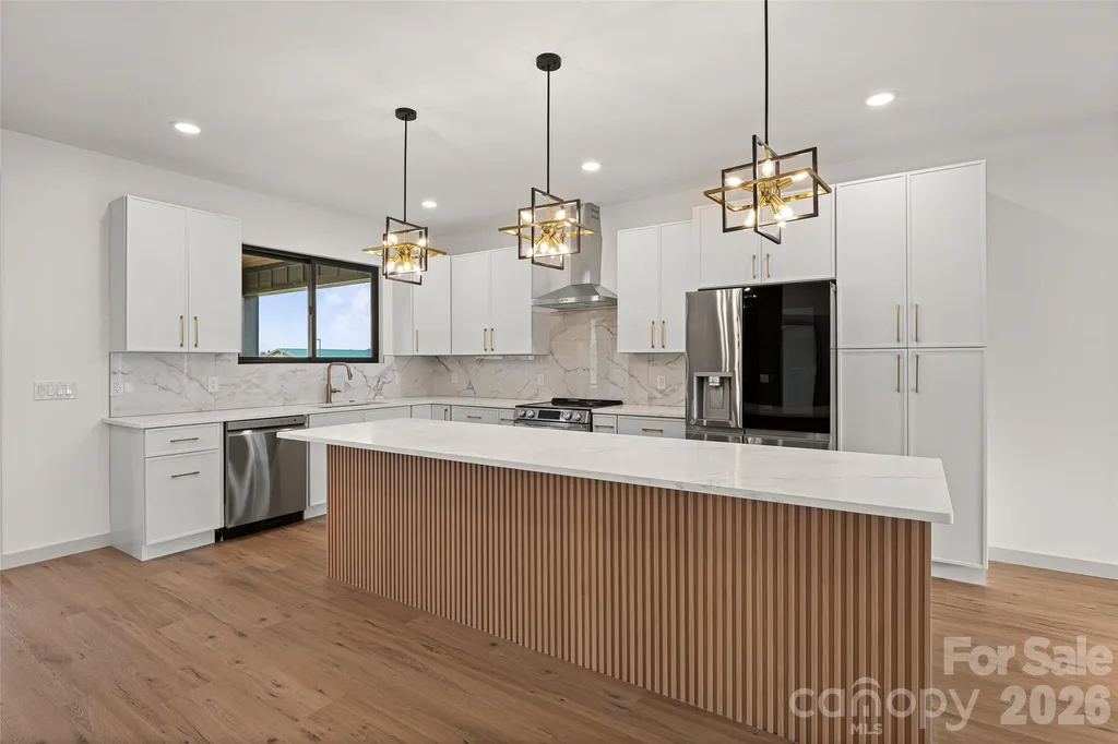 6 Scott Meadows Drive Asheville NC 28806