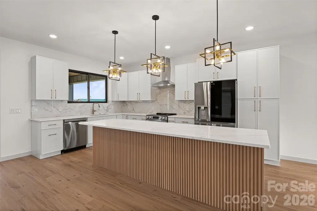 6 Scott Meadows Drive Asheville NC 28806