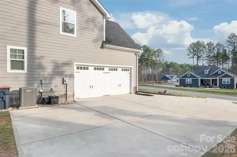 4307 Island Fox Lane Denver NC 28037