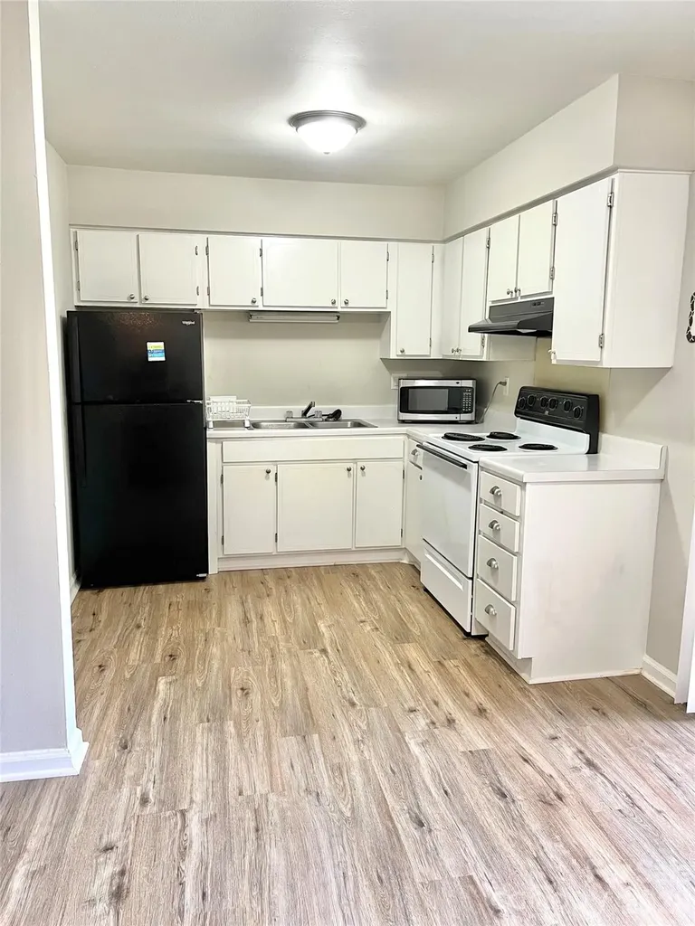 2014 Countrymens Court Charlotte NC 28210