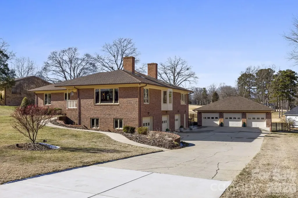 1419 Stoneyridge Drive Charlotte NC 28214
