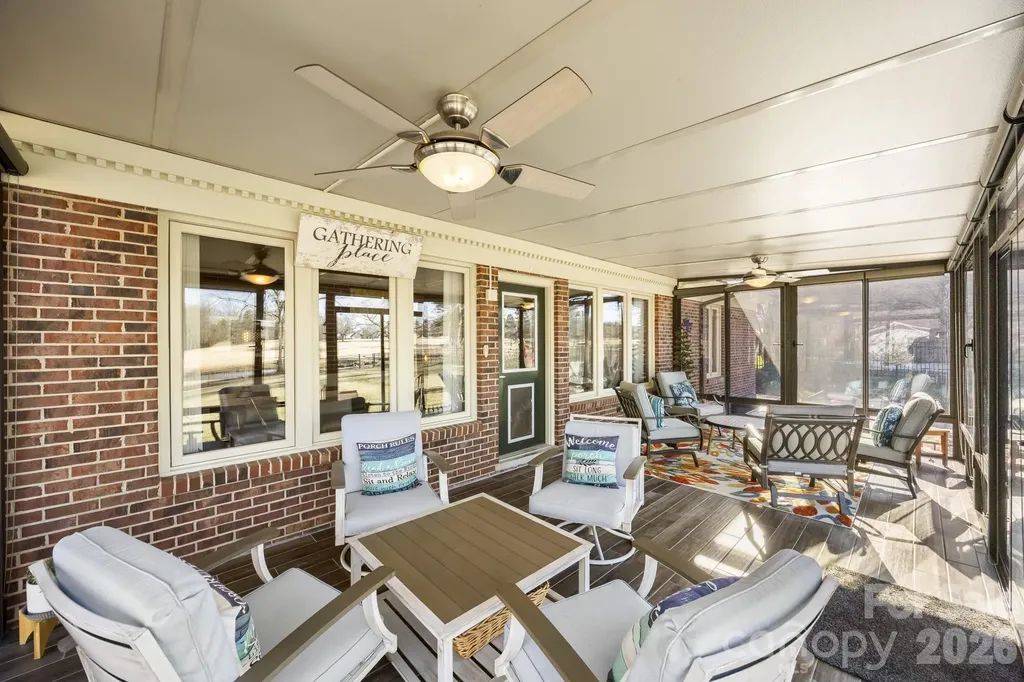 1419 Stoneyridge Drive Charlotte NC 28214