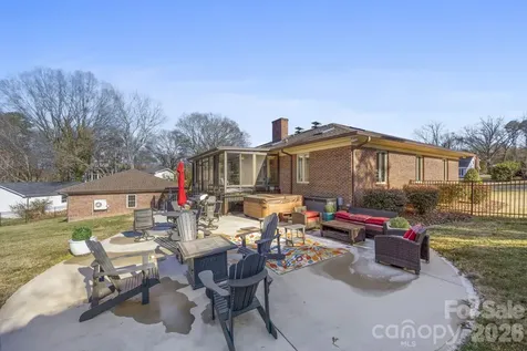 1419 Stoneyridge Drive Charlotte NC 28214