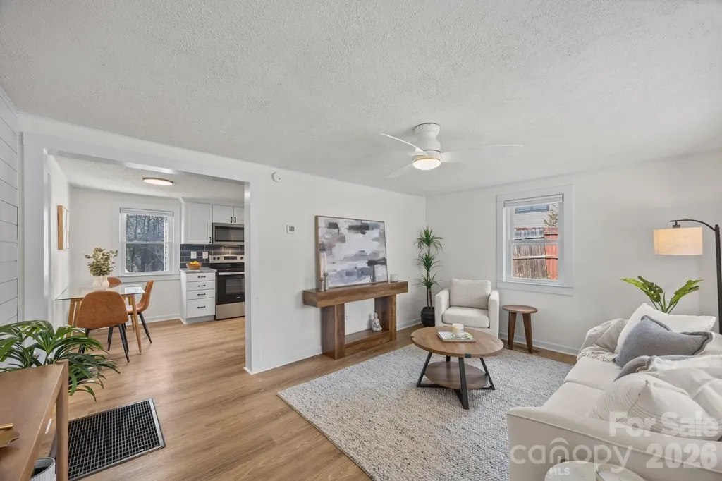 164 Lakeside Drive Asheville NC 28806