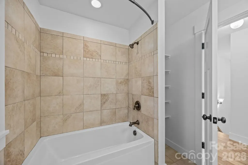 162 Deaver Street Asheville NC 28806