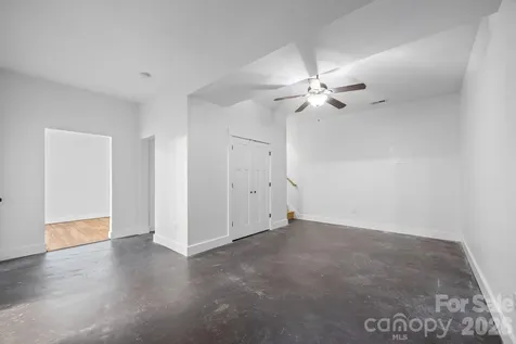162 Deaver Street Asheville NC 28806