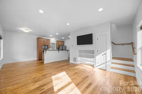 162 Deaver Street Asheville NC 28806
