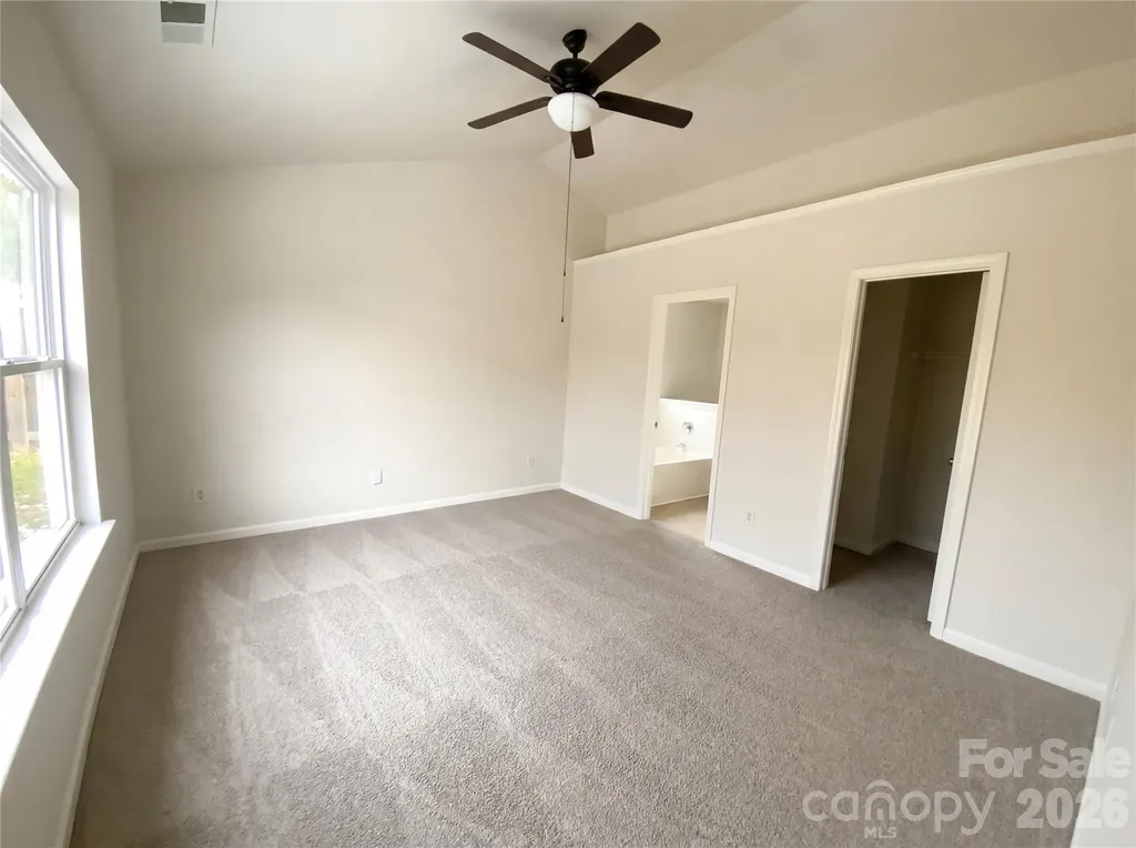 3727 Pimilico Trace Lane Charlotte NC 28216