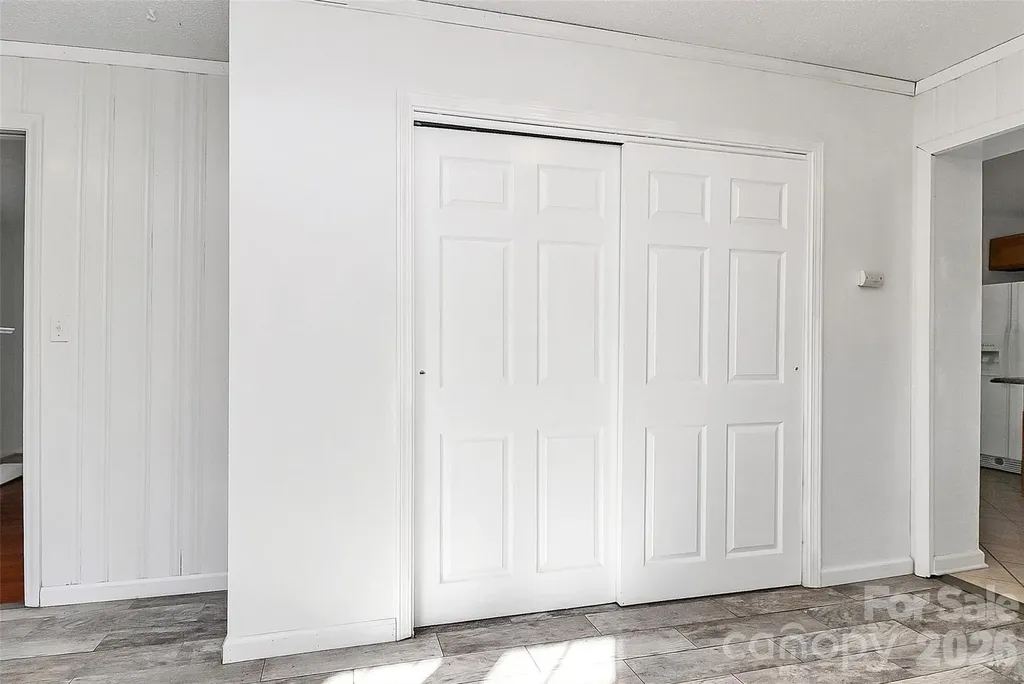 2111 Parkdale Avenue Gastonia NC 28052