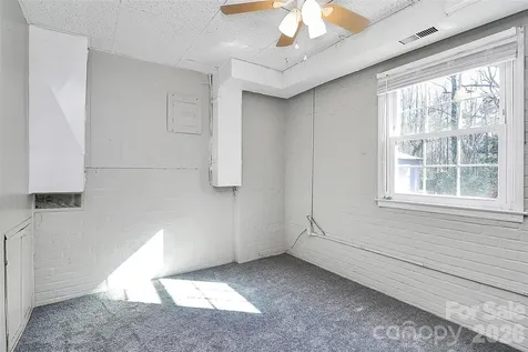 2111 Parkdale Avenue Gastonia NC 28052