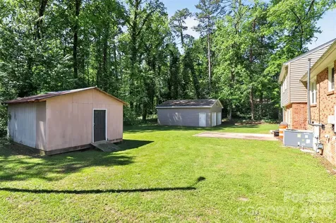 2111 Parkdale Avenue Gastonia NC 28052