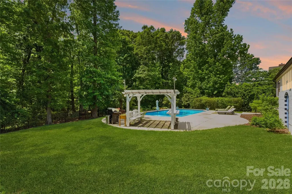 1025 Sherringham Way Weddington NC 28173