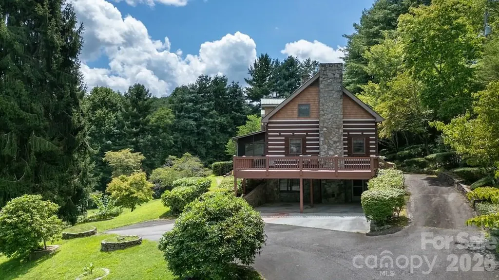 83 Daybreak Ridge Sylva NC 28779
