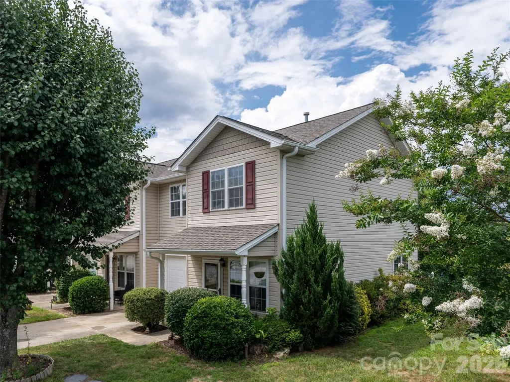 93 Sunny Meadows Boulevard Arden NC 28704