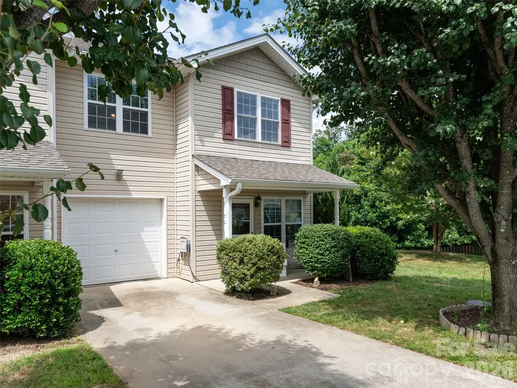 93 Sunny Meadows Boulevard Arden NC 28704