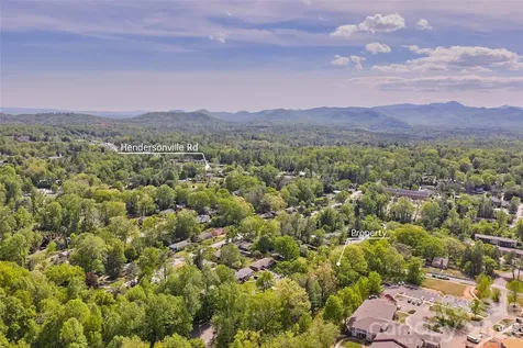 68 Imperial Court Asheville NC 28803