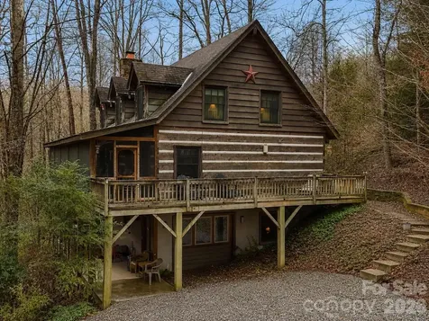 952 & 970 Morgan Hill Road Black Mountain NC 28711
