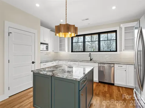 17 Ashe Park Circle Asheville NC 28806