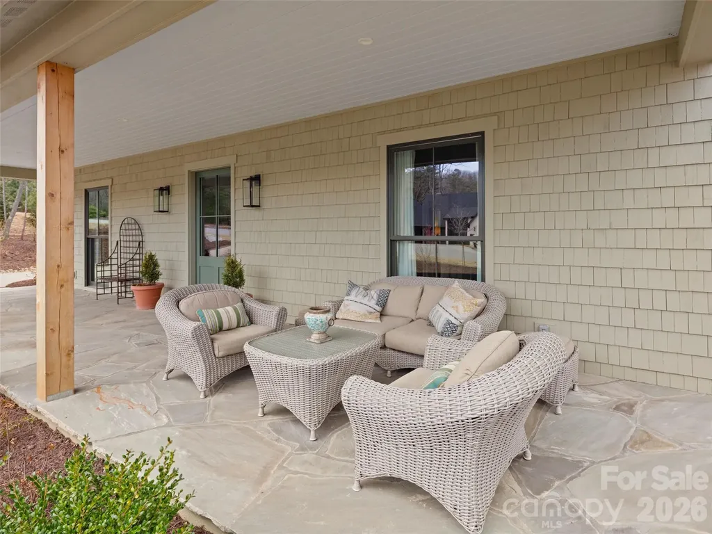 206 Kelmscott Lane Asheville NC 28803