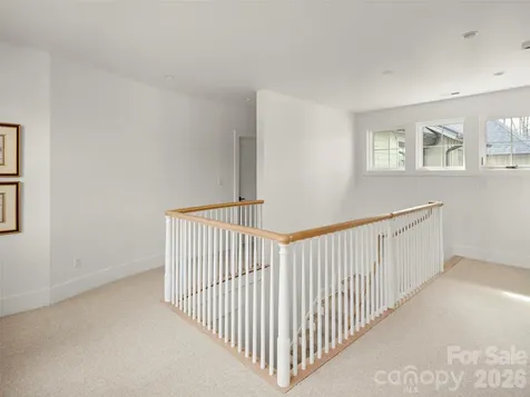 206 Kelmscott Lane Asheville NC 28803
