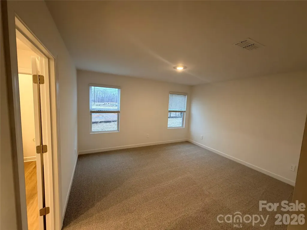 8112 Hidden Springs Trail Charlotte NC 28216