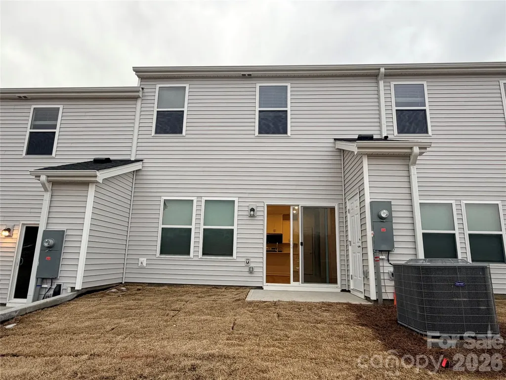 8112 Hidden Springs Trail Charlotte NC 28216
