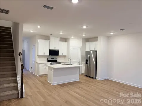 8112 Hidden Springs Trail Charlotte NC 28216