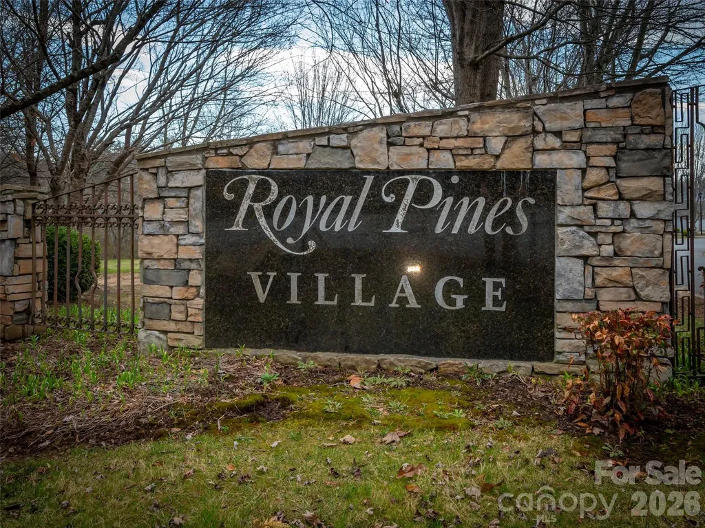 21 Holiday Drive Arden NC 28704