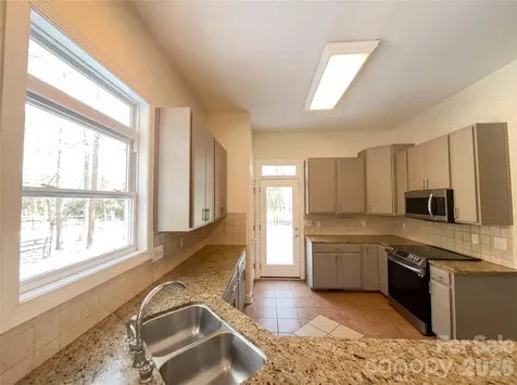 405 Isle Of Pines Road Mooresville NC 28117