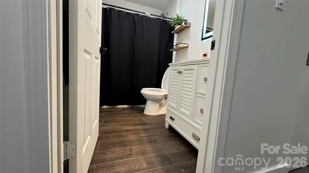 143 Mountain View Street Forest City NC 28043