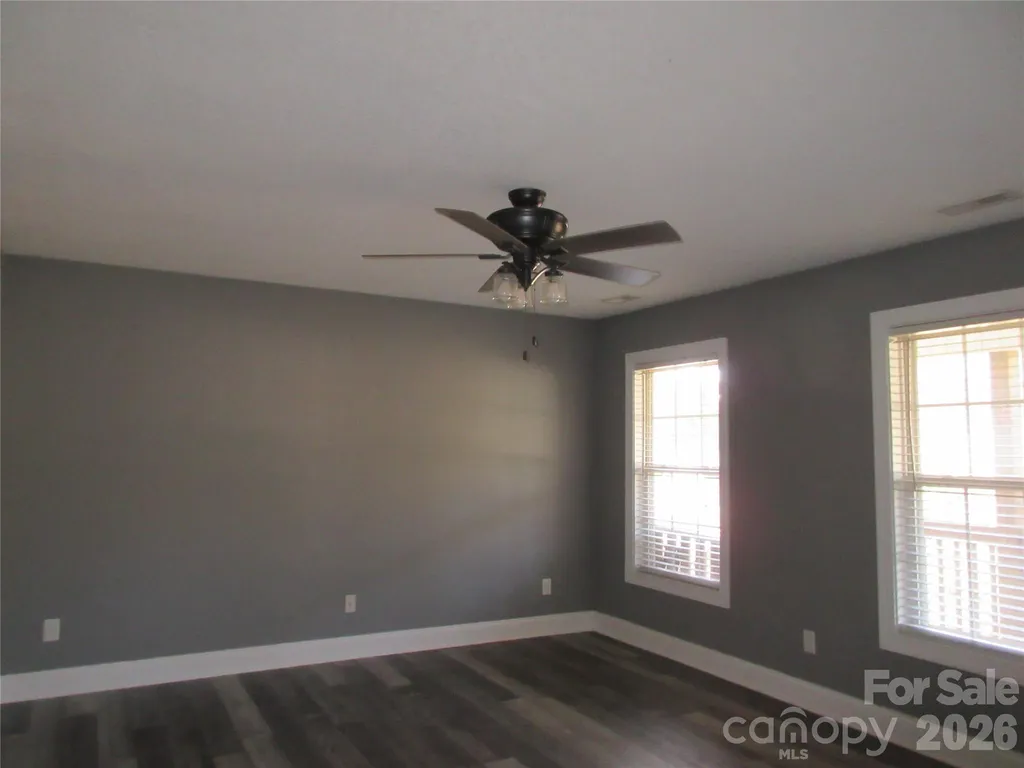 618 Brook Knoll Circle Weaverville NC 28787