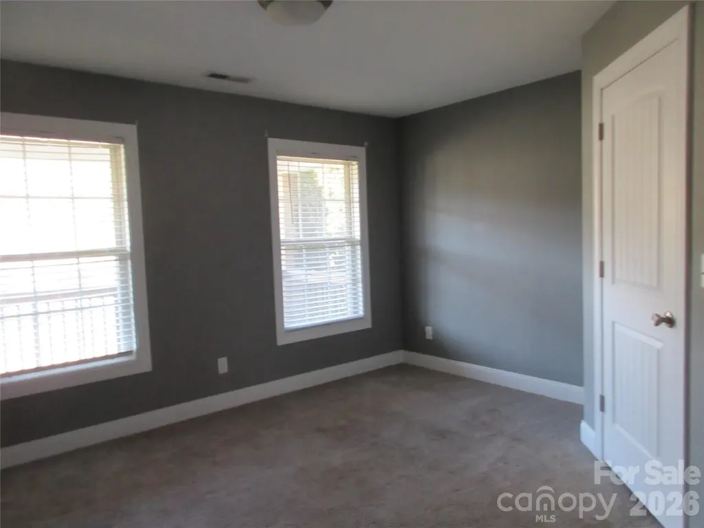 618 Brook Knoll Circle Weaverville NC 28787