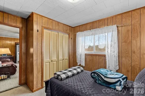 146 And 148 Monteith Road Brevard NC 28712