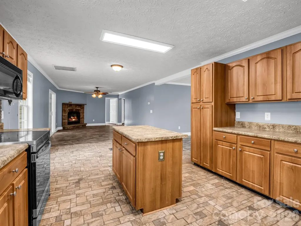 865 Boland Drive Lake Lure NC 28746