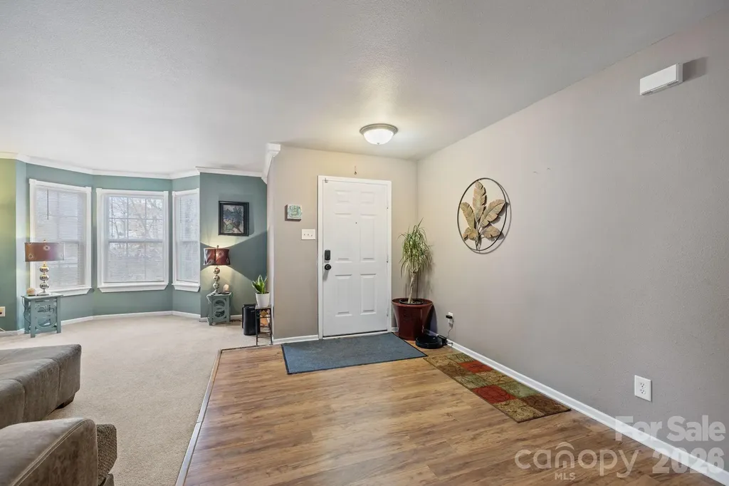 6127 Blue Ash Lane Charlotte NC 28215